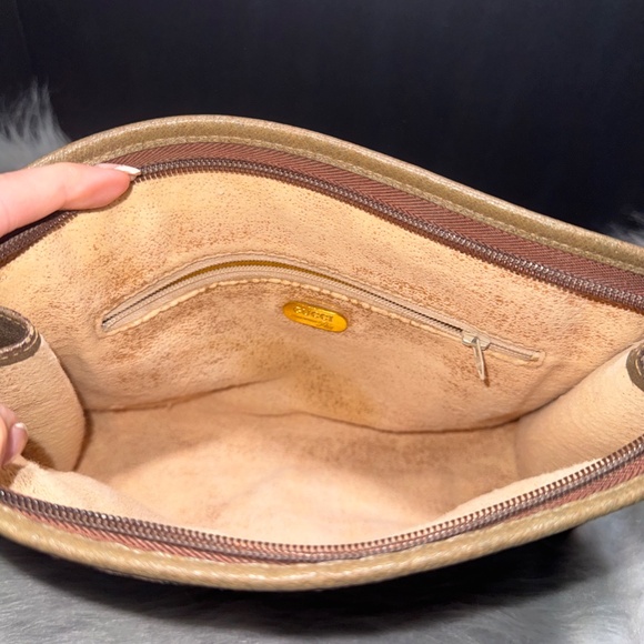 Gucci Plus Vintage Beige and Brown Monogram Pouch - Picture 9 of 12